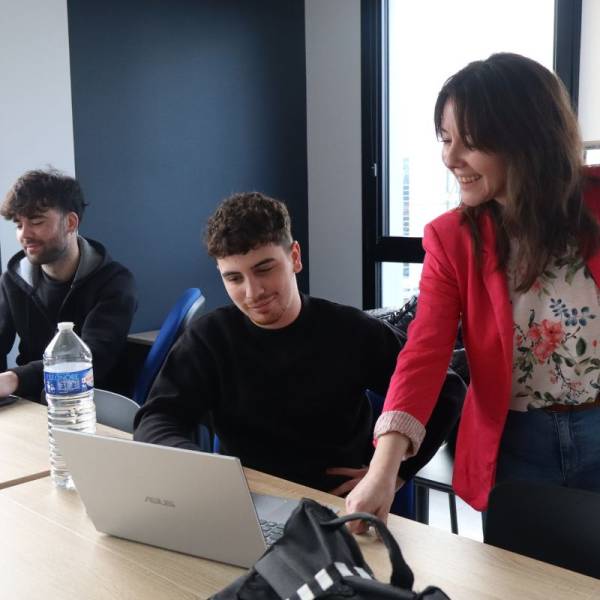 Decouvrez le Bachelor Marketing Developpement Commercial